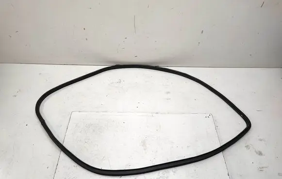 Jeep Grand Cherokee Front door rubber seal 