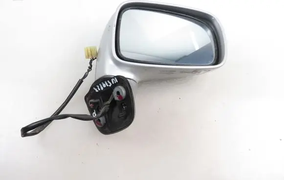 Suzuki Liana Front door electric wing mirror