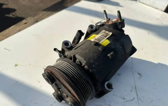 Ford Mondeo MK IV Air conditioning (A/C) compressor (pump) DW10CM0N DW10CMMN