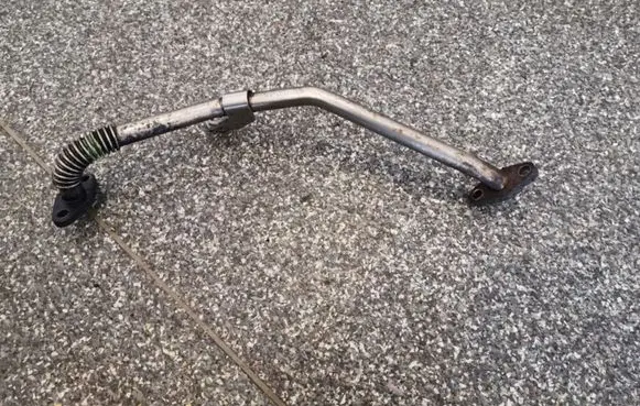 Mercedes-Benz A W168 Turbo turbocharger oiling pipe/hose 6681800420