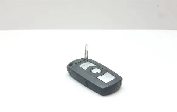 BMW 5 E60 E61 Ignition key/card 6986585