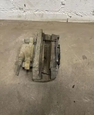 BMW X5 E70 Front brake caliper