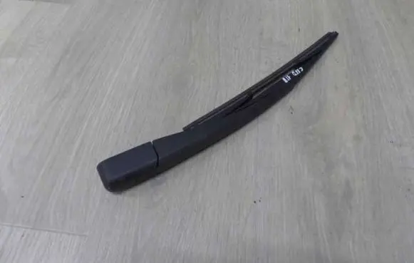 KIA Ceed Rear wiper blade arm 46002