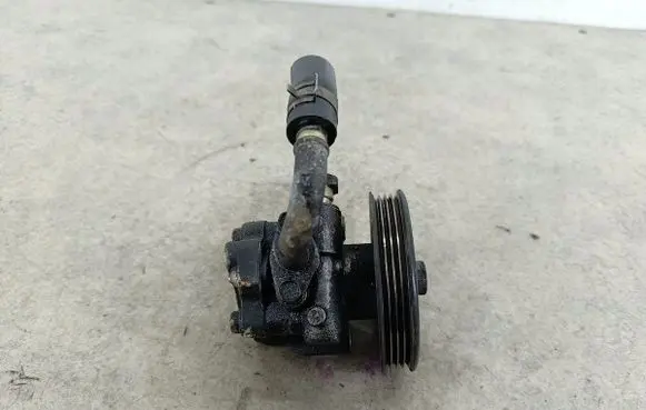 Nissan Murano Z50 Power steering pump 