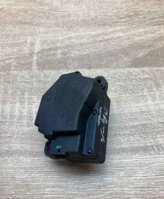 Volvo S80 Air flap motor/actuator 6G9N19E616AA 071113C