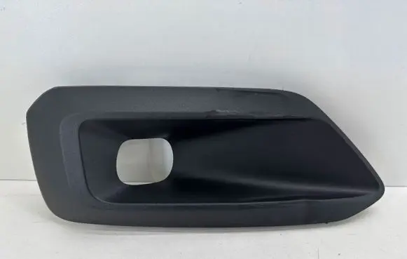 Volvo XC40 Front bumper lower grill 31449343