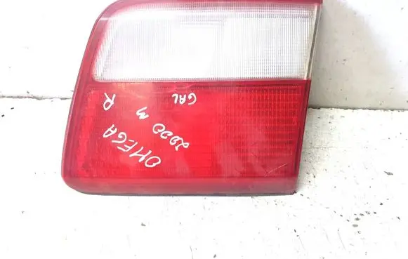 Opel Omega B1 Tailgate rear/tail lights 62257
