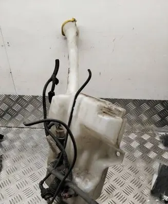 Ford Kuga II Windshield washer fluid reservoir/tank CV4413K175AE