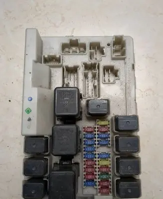 Nissan Murano Z50 Fuse module 284B7CD710