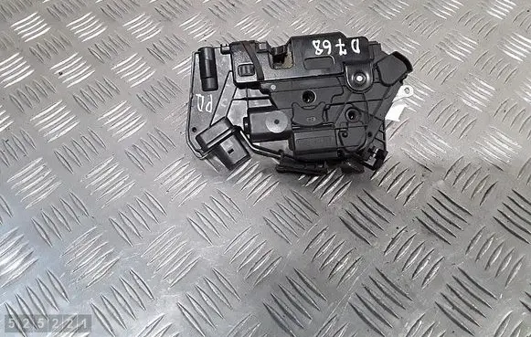Seat Ibiza IV (6J,6P) Front door lock 5N1837016C