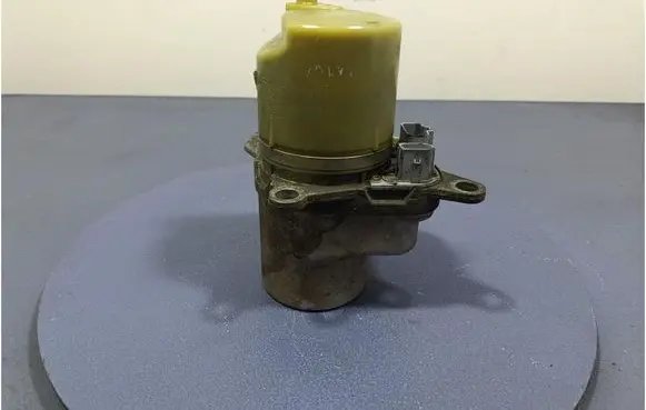 Volvo V50 Power steering pump 4N513K514DJ