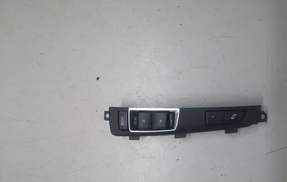 BMW 5 F10 F11 Other switches/knobs/shifts 9267892 107552 150171854