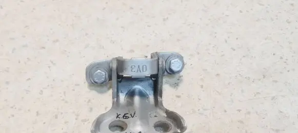 Volvo S40, V40 Rear door upper hinge OY3 0Y3