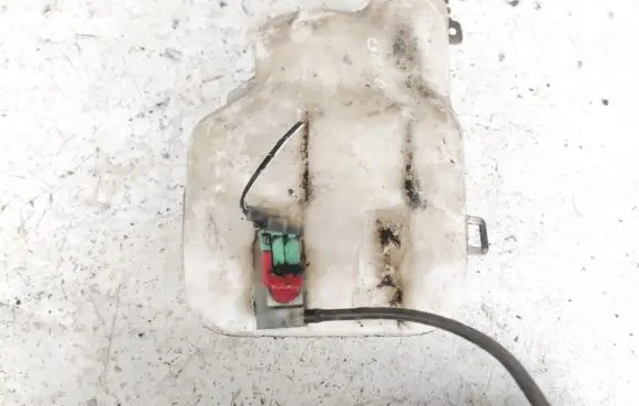 Honda Civic Windscreen/windshield washer pump