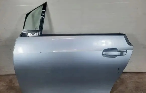 BMW i3 Front door