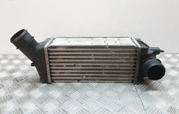 Citroen C4 I Intercooler radiator 9646694680