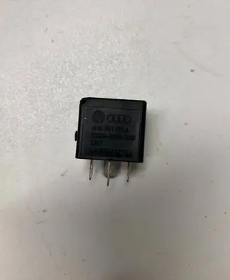 Audi A4 S4 B7 8E 8H Other relay 4H0951253A