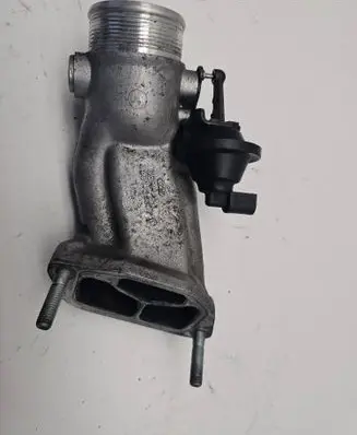 Audi A8 S8 D2 4D Throttle valve 4D0145950D