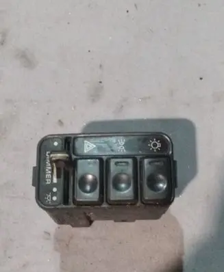 Chrysler Voyager Light switch 4373305