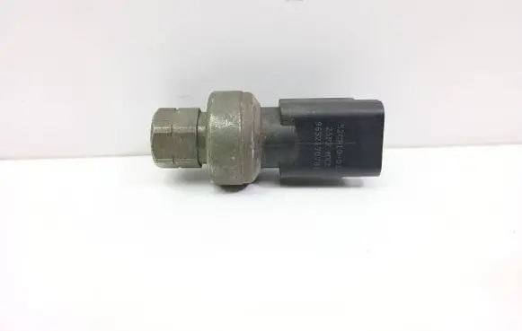 Air conditioning (A/C) pressure sensor