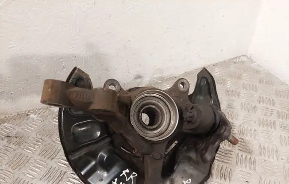 Toyota Avensis T250 Front wheel hub 477820F010 4350205040