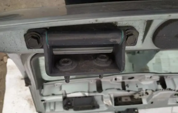Volvo XC90 Tailgate/trunk/boot hinge