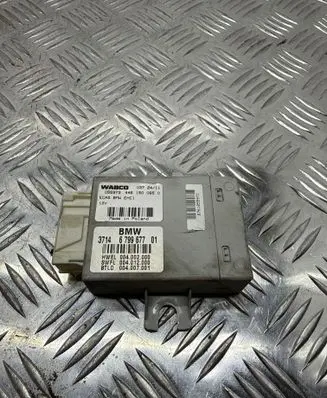 BMW 5 F10 F11 Air suspension control unit module (rear) 4461500650 6799677 004002000