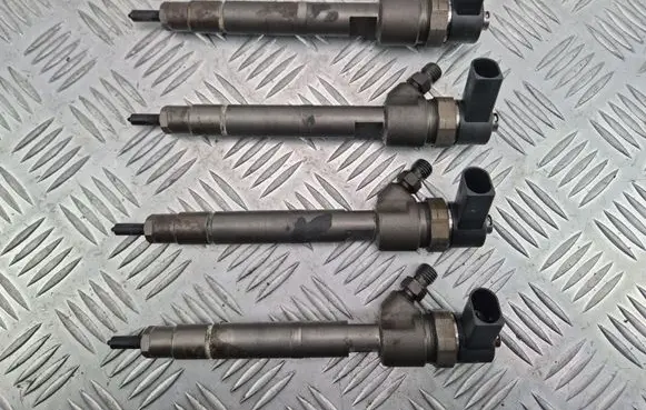 Mercedes-Benz C W203 Fuel injectors set A6460700787