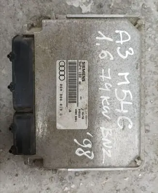 Audi A3 S3 8L Engine control unit/module 06A906019D 5WP419302