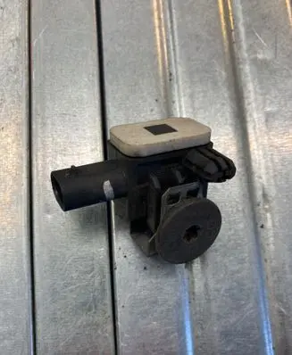 BMW 3 GT F34 Airbag deployment crash/impact sensor 9196020 1511134 6577