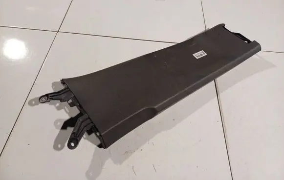 Volkswagen Golf Plus (B) pillar trim (top) HP01