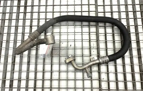 BMW X5 G05 Air conditioning (A/C) pipe/hose 9354570