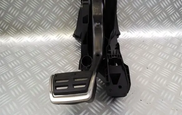 Volkswagen Arteon Brake pedal 5Q1723058BQ