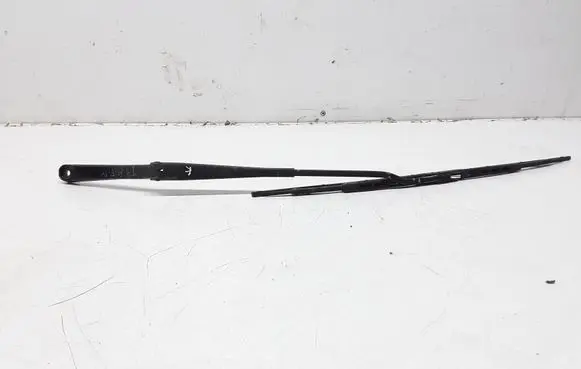 Volkswagen Transporter - Caravelle T4 Front wiper blade arm