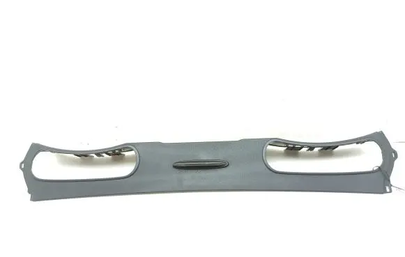 Parcel shelf