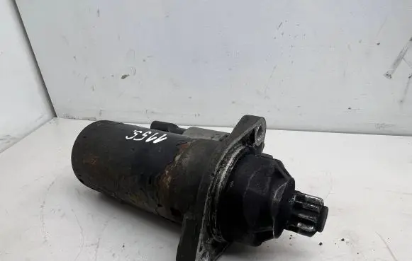 Volkswagen Touran I Starter motor