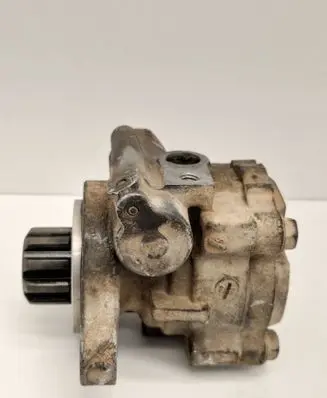 Toyota Land Cruiser (J120) Power steering pump GA403