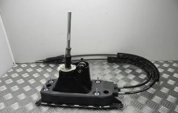 Skoda Octavia Mk3 (5E) Gear shifter/selector 5Q0711049AN T224