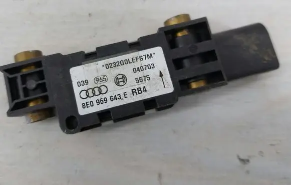 Audi A4 S4 B6 8E 8H Airbag deployment crash/impact sensor 8E0959643E