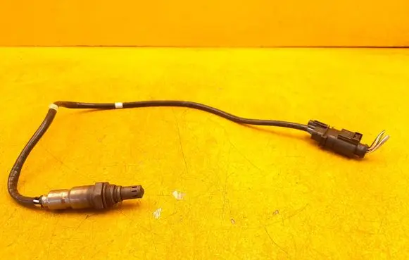 Volkswagen PASSAT B8 Lambda probe sensor 04L90662AD