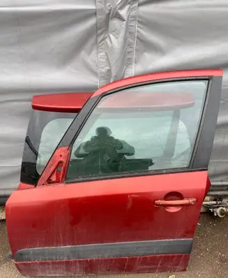 Suzuki SX4 Front door