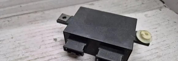 Audi A6 S6 C4 4A Door central lock control unit/module FG750 6H0953657