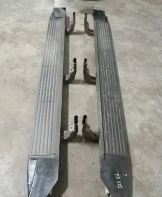 Infiniti QX56 Thresholds for All-terrain vehicles 961257S600 09240LH