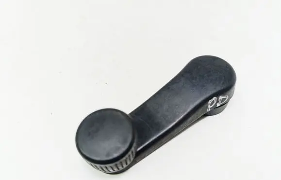 Volkswagen Golf IV Front door window winding handle 1H0837581D