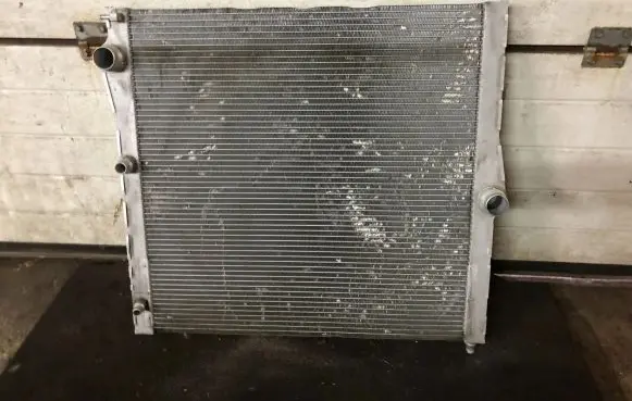 BMW X5 E70 Coolant radiator 7576305
