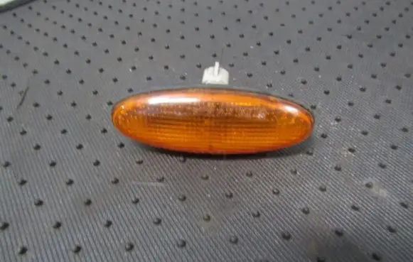 Mazda 323 Front fender indicator light 0464120 046-4120