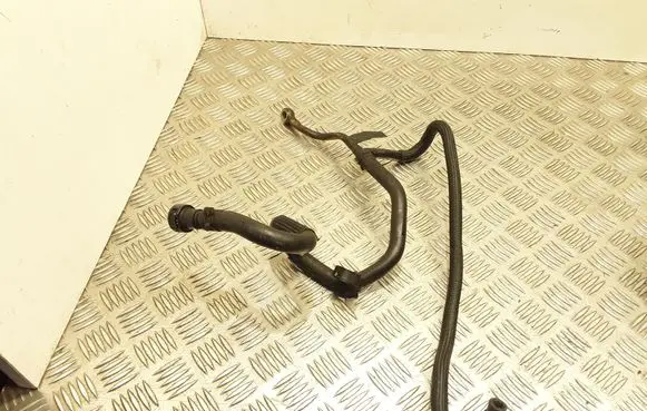 BMW 5 E60 E61 Engine coolant pipe/hose
