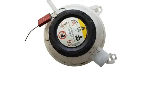 Audi A3 8Y Coolant expansion tank/reservoir 5Q0121809A 5Q01214070