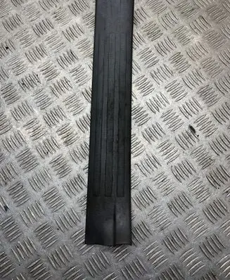 Toyota Land Cruiser (J120) Rear sill trim cover 77911860070 60071