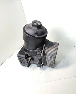 Volkswagen Touran II Oil filter mounting bracket 03L115389C